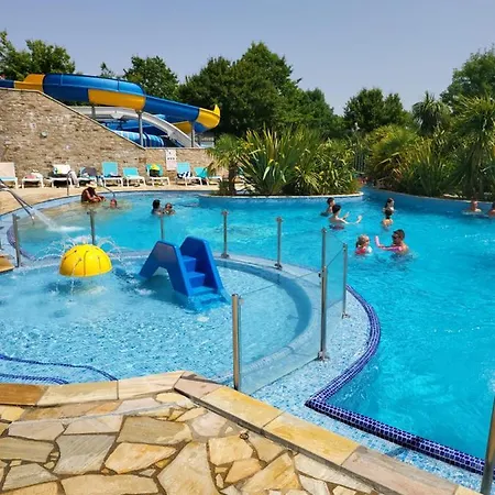 キャンプ場 Mobile - 3 Chambres - Piscines - *